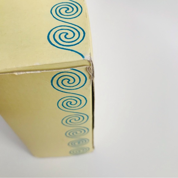 Elegant Terracotta Tea Cups - Picture 13 of 14